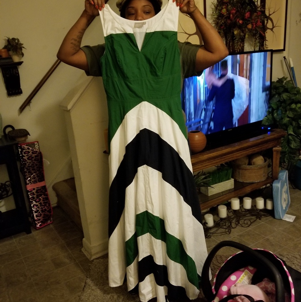 Dress with pockets